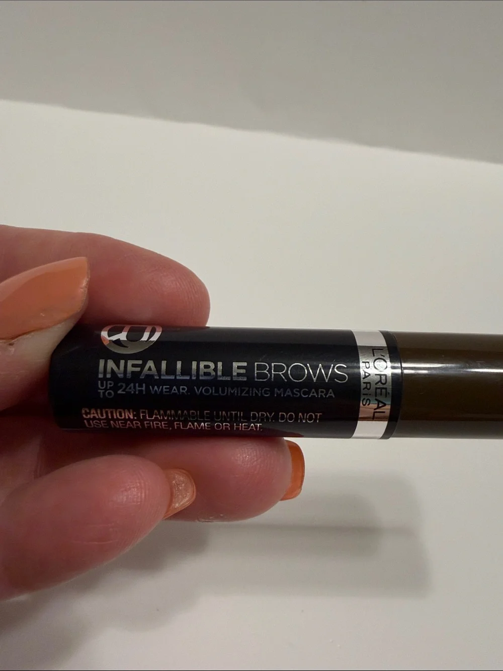 L'Oreal Infallible Brows Volumizing Brow Mascara - Dark Brown